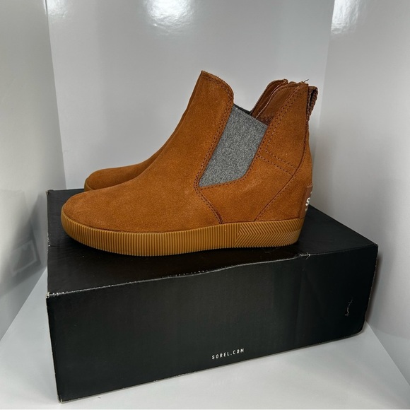 Sorel Women’s Out N About Slip On Wedge Suede Tan Boots, NWT, Waterproof, Size 5 - Picture 4 of 7